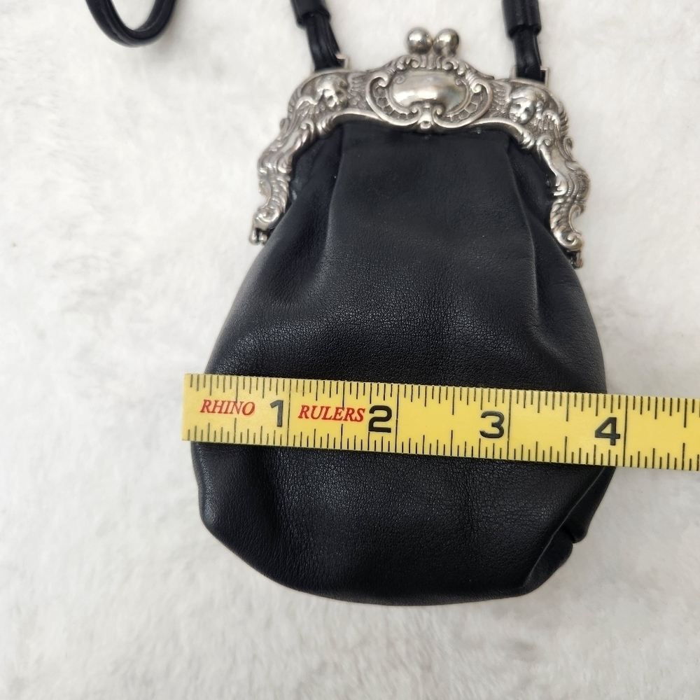 VTG One World By Brighton Black Leather Crossbody Bag with Silver Clasp. - Picture 10 of 14